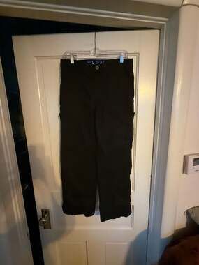 V.I.P. Black Cargo Pants Size 11/30